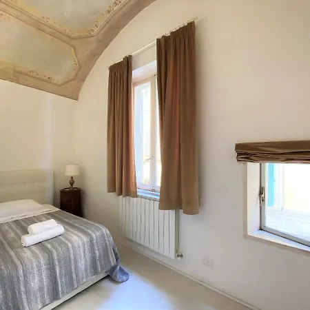 White House Stalloreggi-vicino Cattedrale Appartement