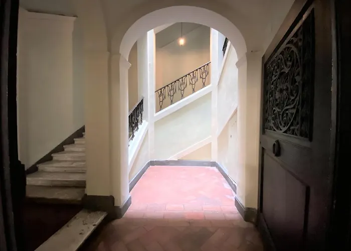 White House Stalloreggi-vicino Cattedrale 公寓 *