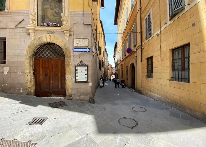 White House Stalloreggi-vicino Cattedrale