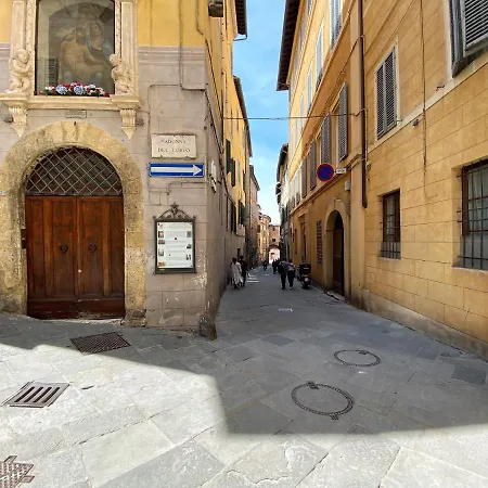 White House Stalloreggi-vicino Cattedrale